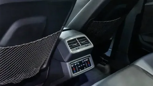 2019 Audi e-tron WA1VABGE6KB020724