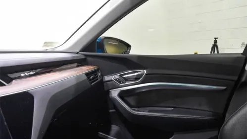 2019 Audi e-tron WA1VABGE6KB020724
