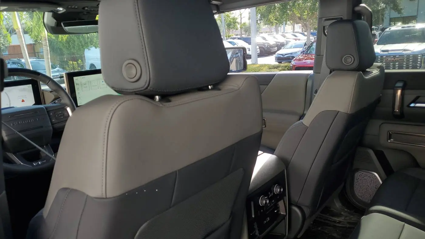 2025 GMC HUMMER EV Pickup 1GT40DDB7SU112293