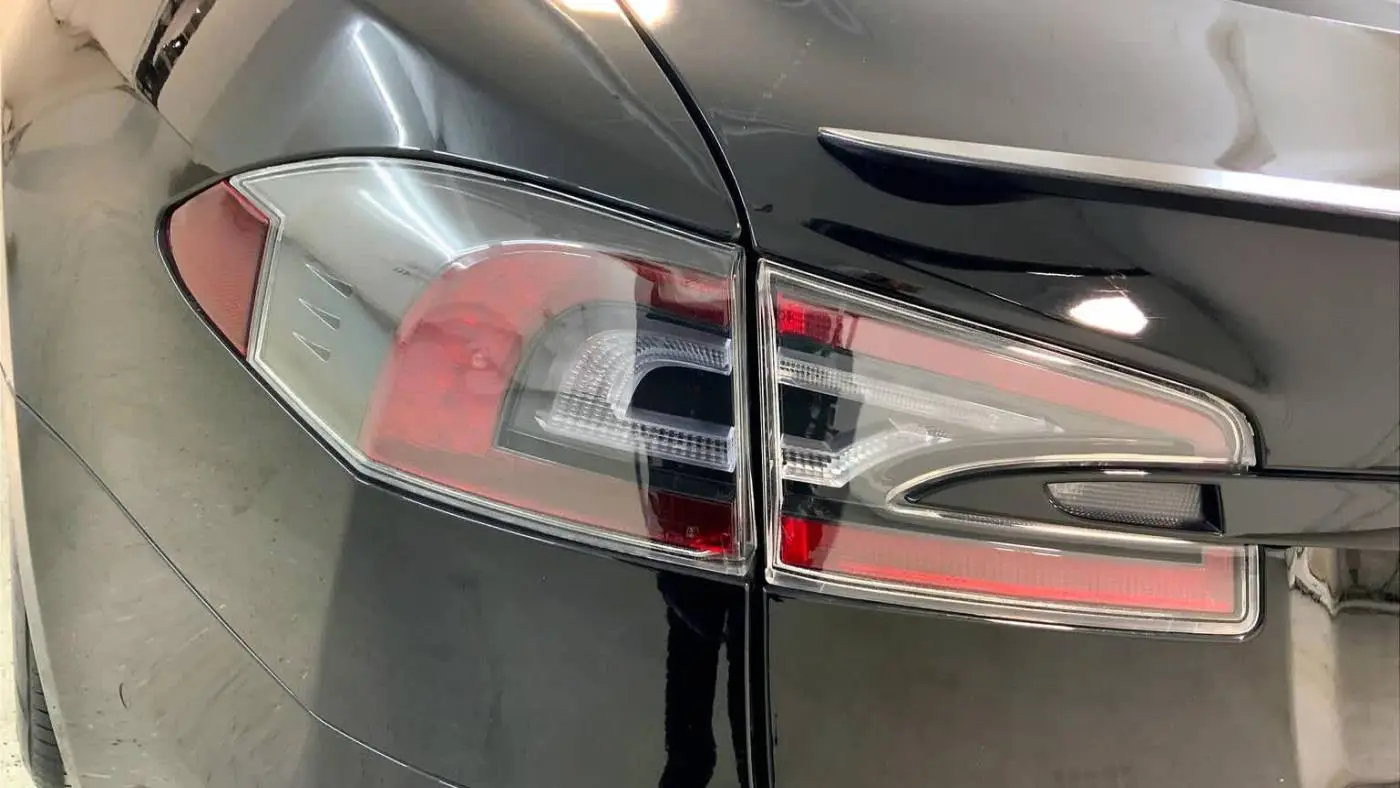 2021 Tesla Model S 5YJSA1E65MF441896