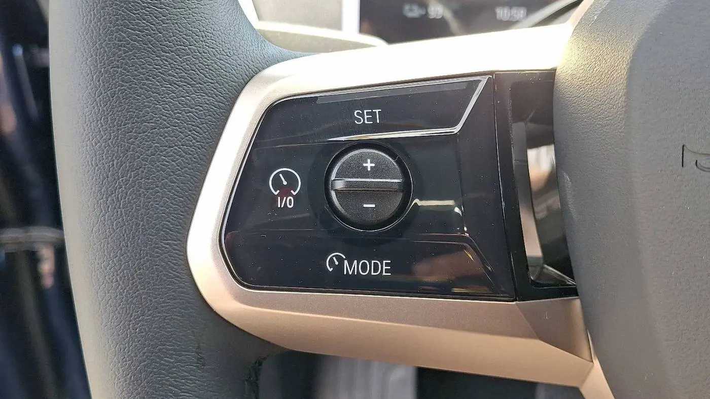 2025 BMW iX WB523CF05SCU42407
