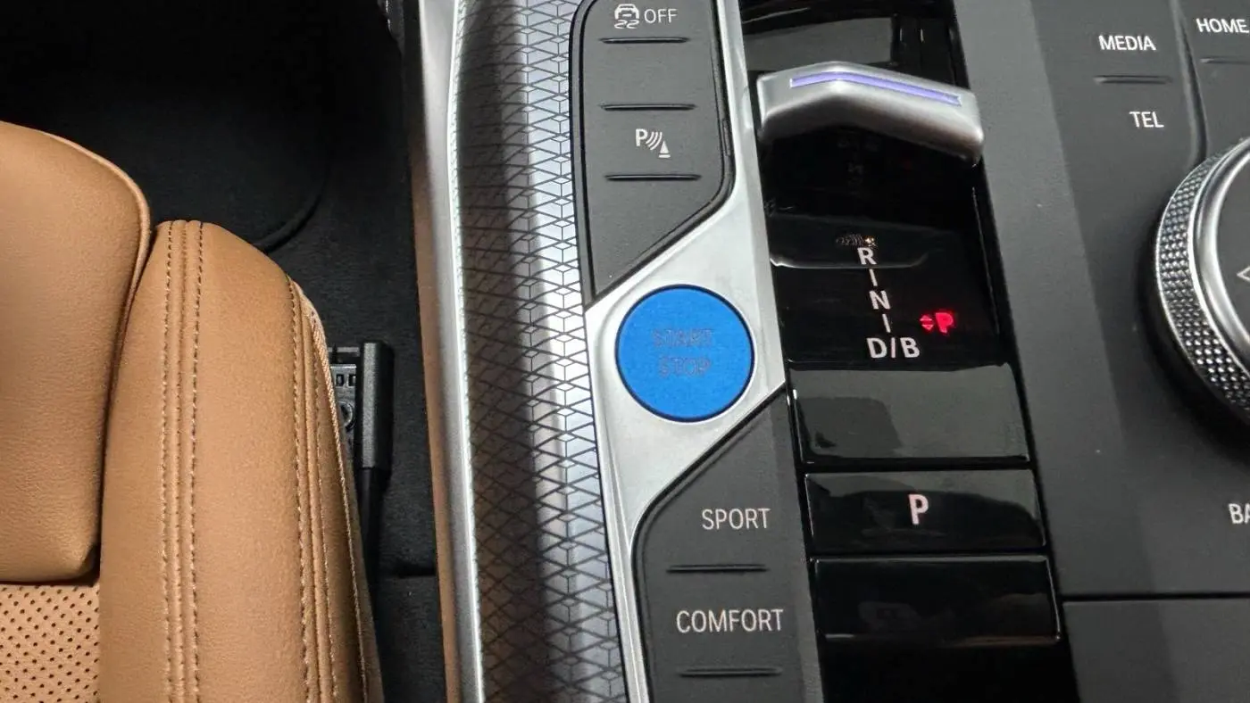 2025 BMW i4 WBY33HD0XSFU98803