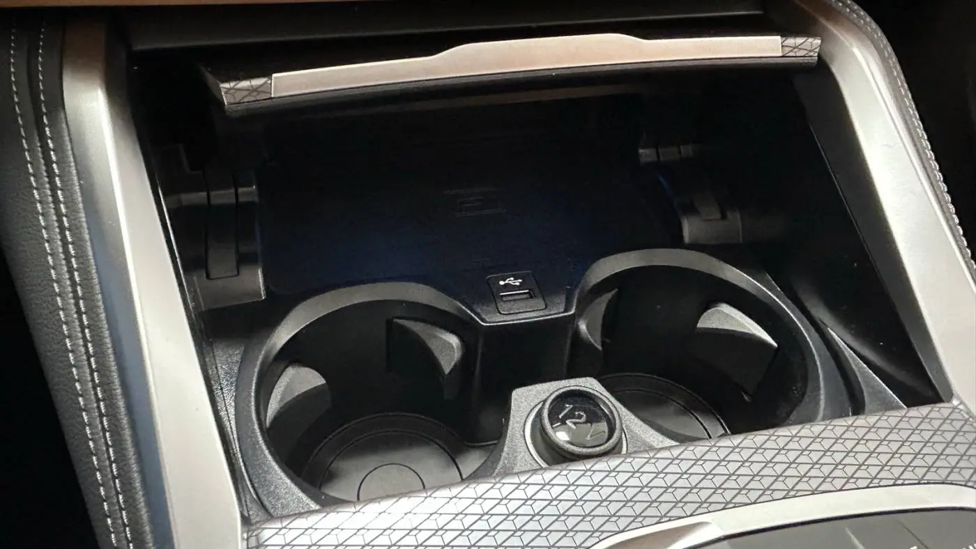 2025 BMW i4 WBY33HD0XSFU98803
