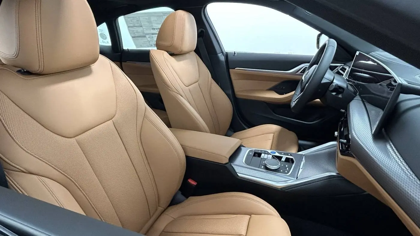 2025 BMW i4 WBY33HD0XSFU98803