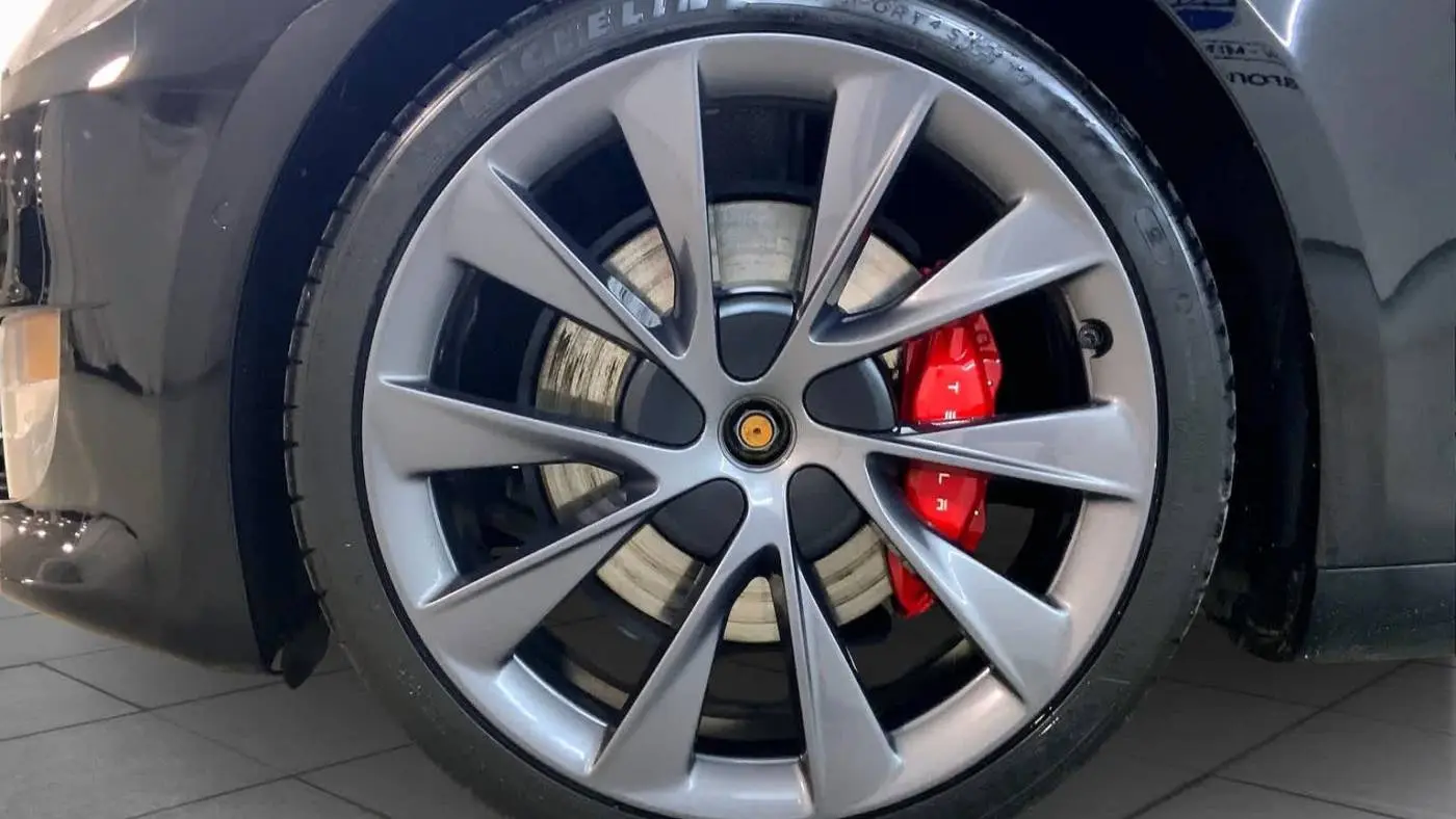 2021 Tesla Model S 5YJSA1E43MF418518