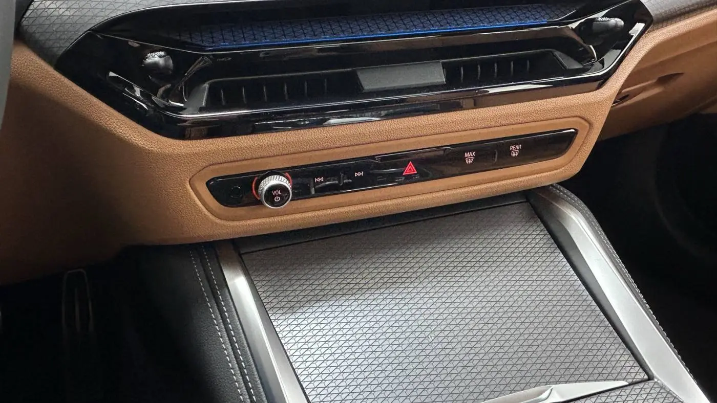 2025 BMW i4 WBY33HD0XSFU98803
