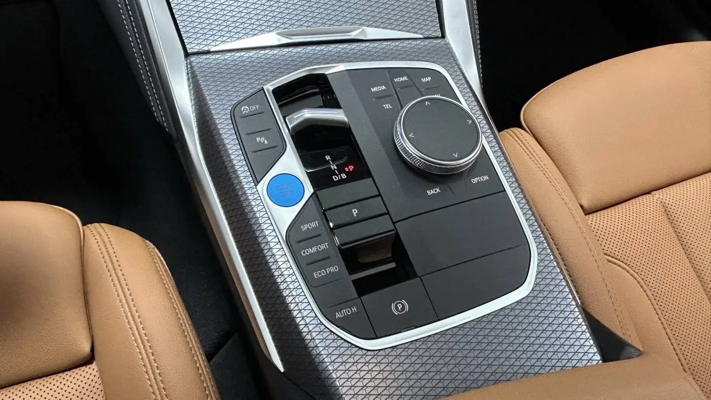 2025 BMW i4 WBY33HD0XSFU98803