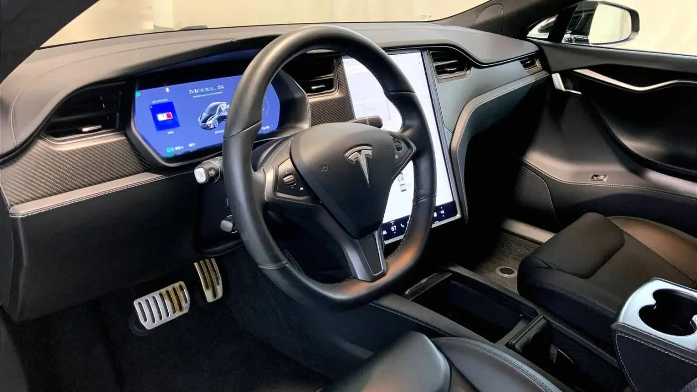 2021 Tesla Model S 5YJSA1E43MF418518