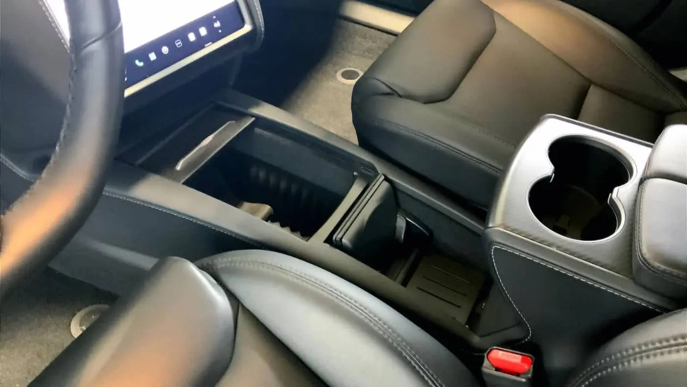 2021 Tesla Model S 5YJSA1E43MF418518