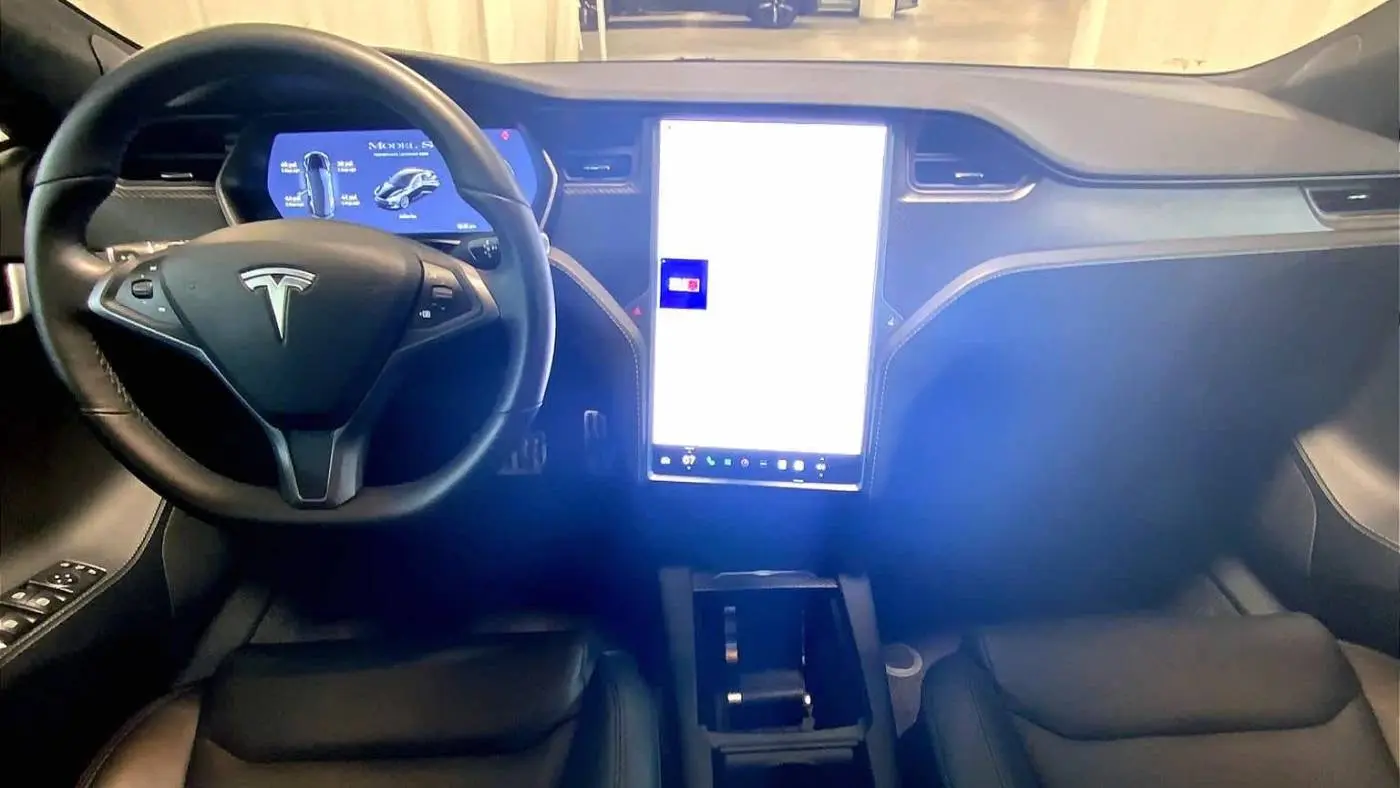 2021 Tesla Model S 5YJSA1E43MF418518