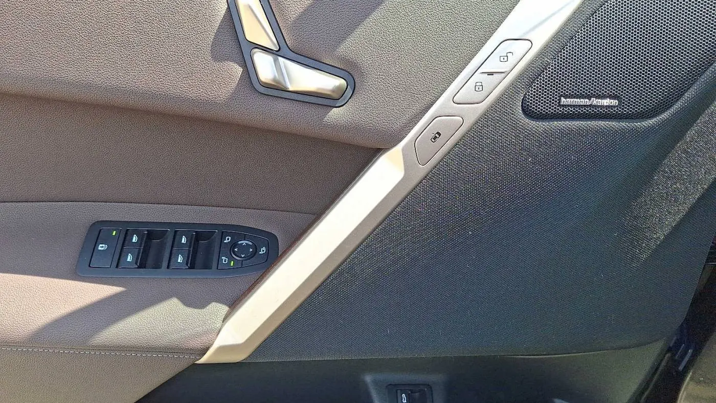 2025 BMW iX WB523CF05SCU42407