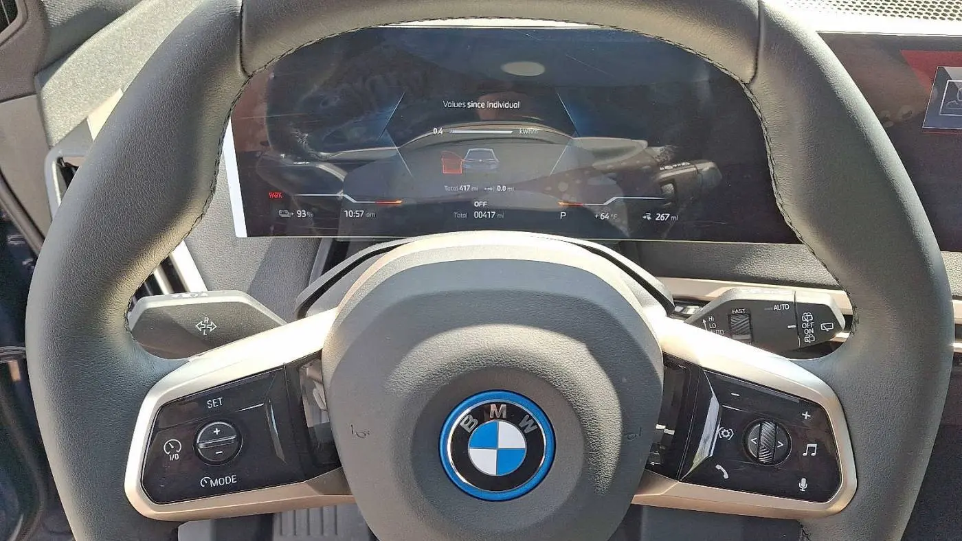2025 BMW iX WB523CF05SCU42407