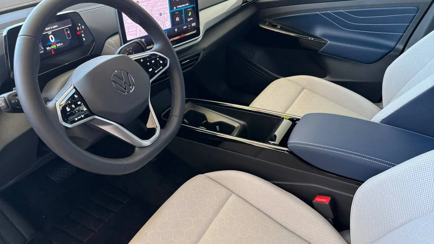 2025 Volkswagen ID.4 1V2VRPE87SC004078