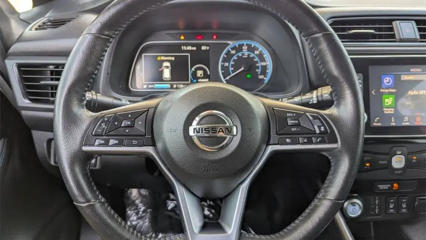 2022 Nissan LEAF 1N4AZ1CV6NC560141