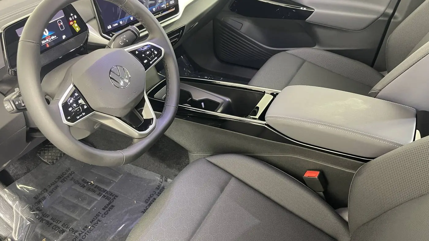 2025 Volkswagen ID.4 1V2WSPE82SC003445