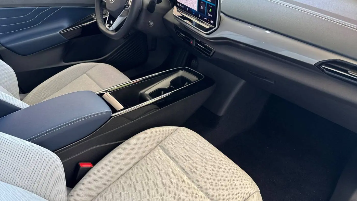 2025 Volkswagen ID.4 1V2VRPE87SC004078