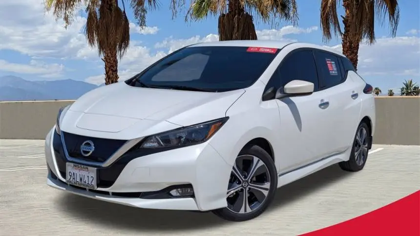 2022 Nissan LEAF 1N4AZ1CV6NC560141
