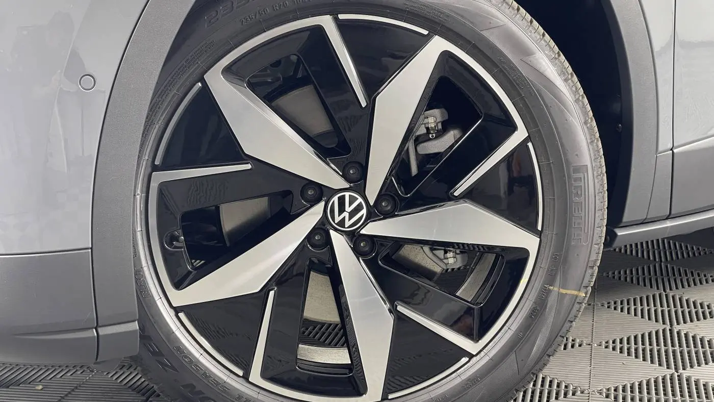 2025 Volkswagen ID.4 1V2WSPE82SC003445