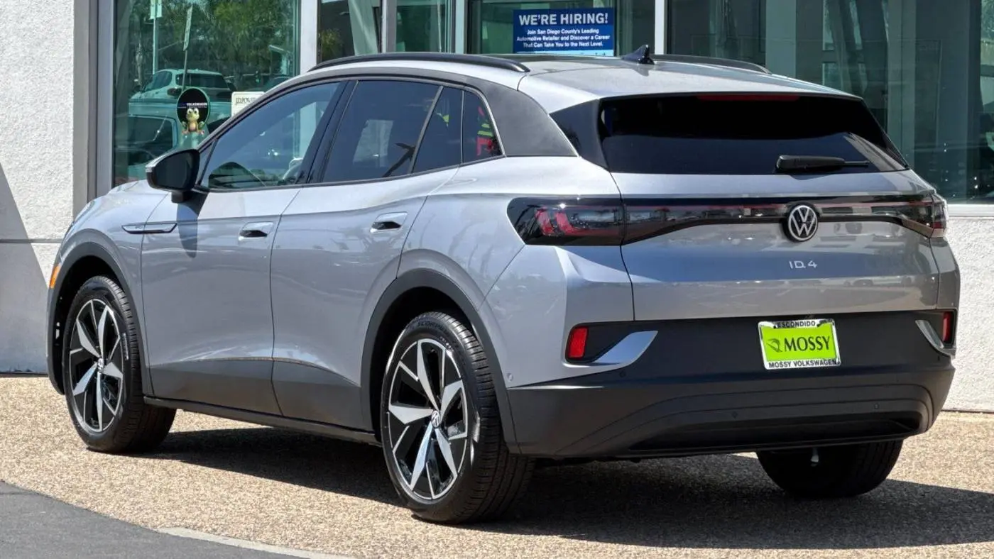 2025 Volkswagen ID.4 1V2VRPE81SC004383