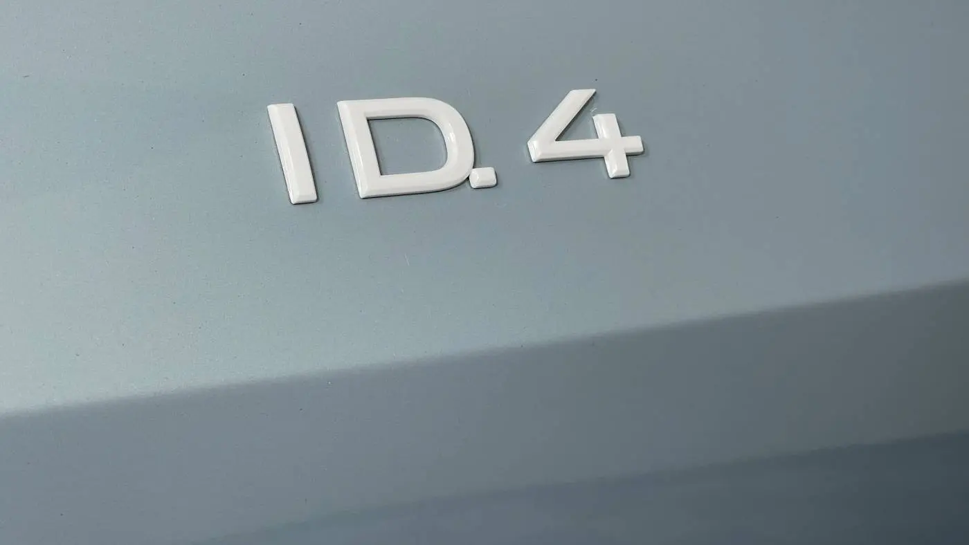 2025 Volkswagen ID.4 1V2WSPE85SC004878