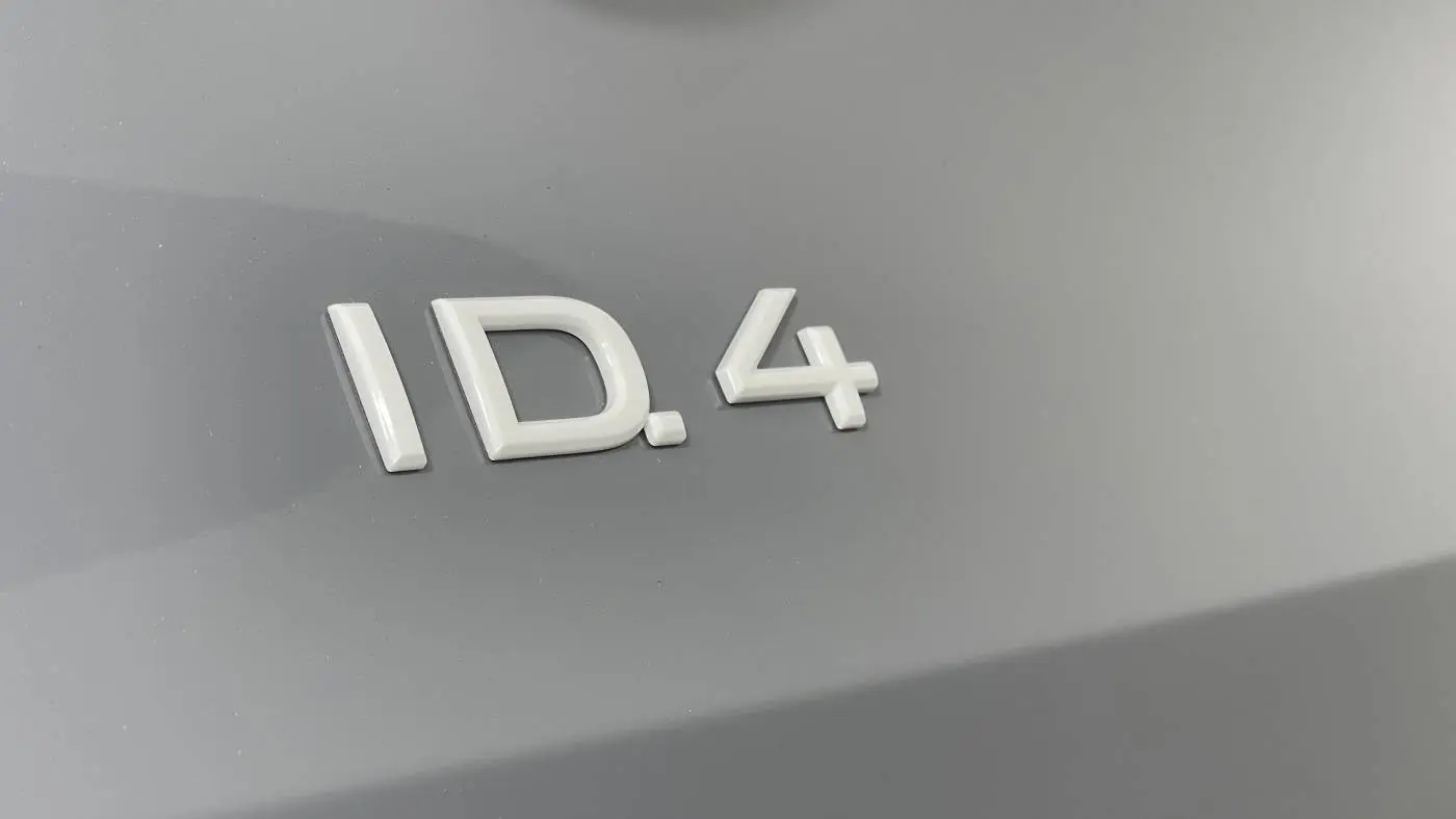 2025 Volkswagen ID.4 1V2WSPE82SC003445