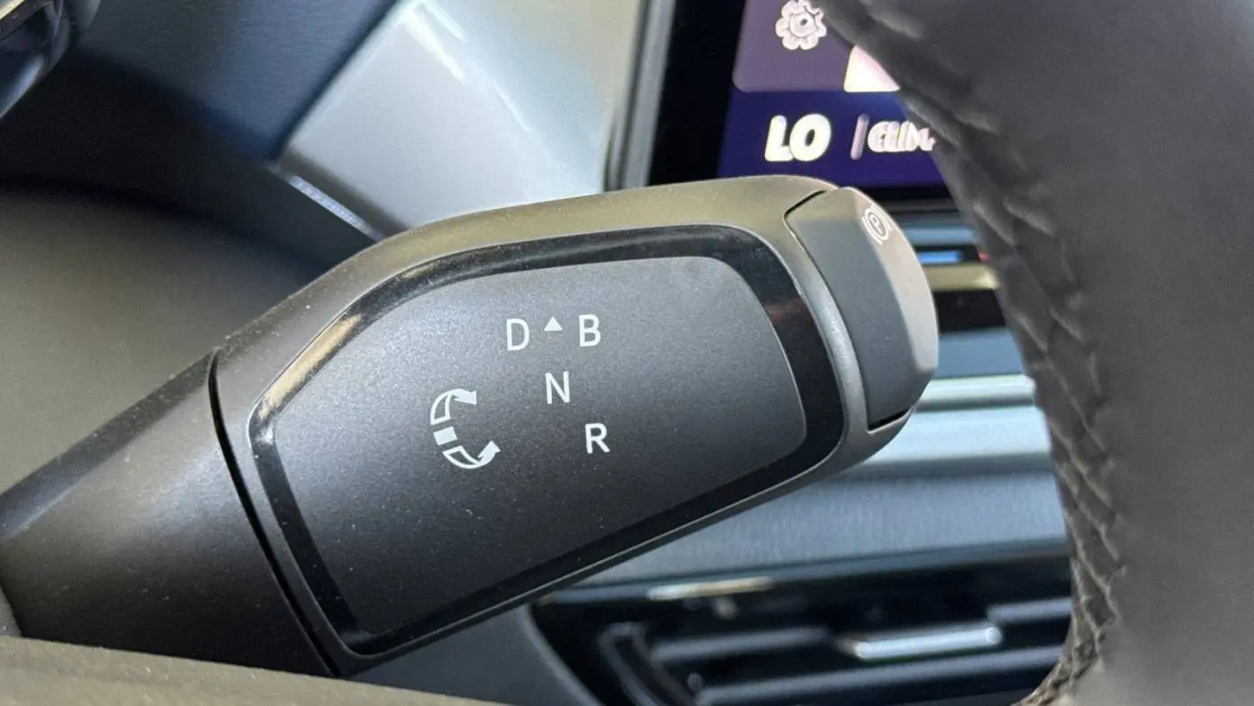 2025 Volkswagen ID.4 1V2VRPE81SC004383