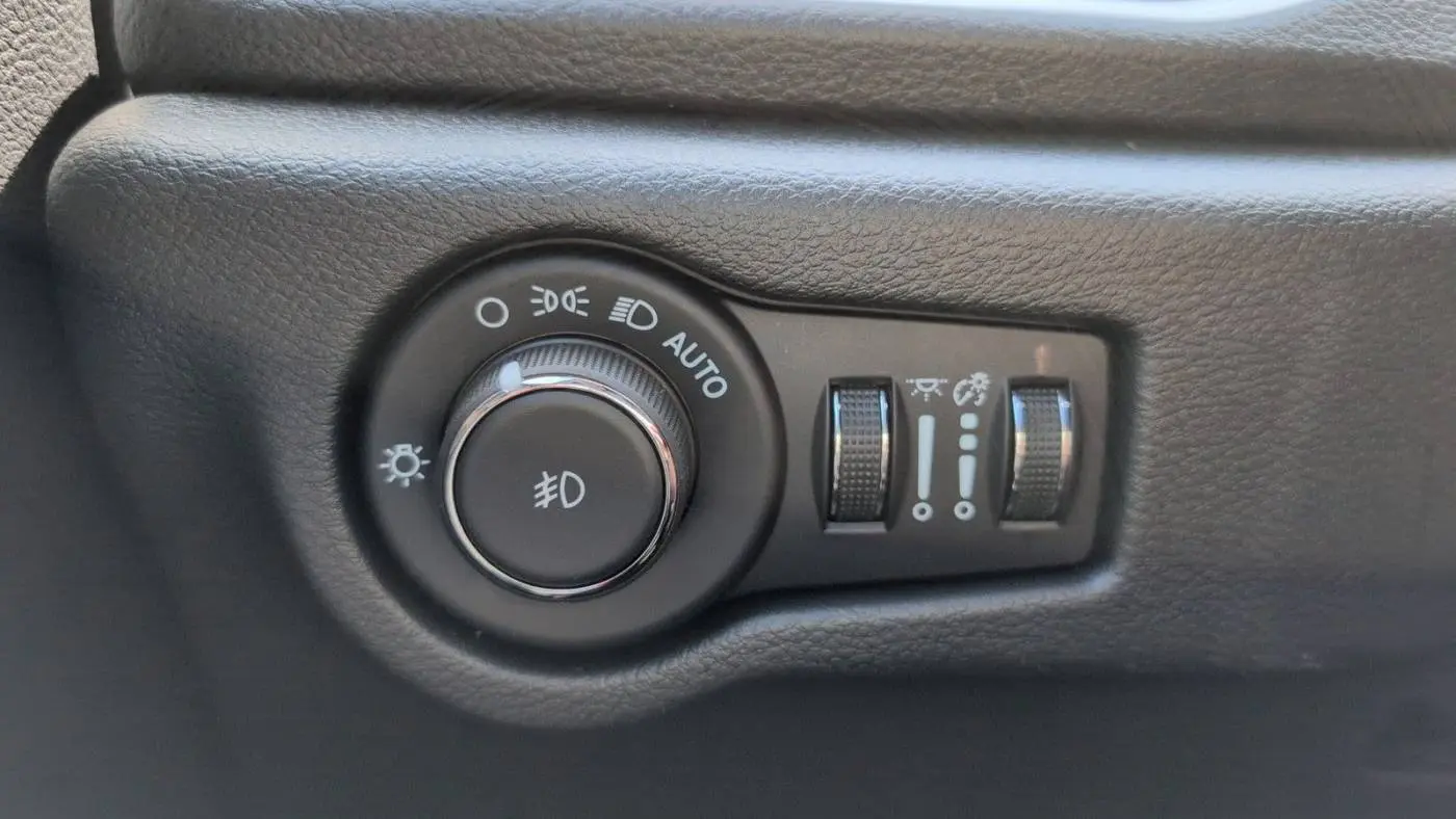 2025 Chrysler Pacifica 2C4RC1S70SR576050