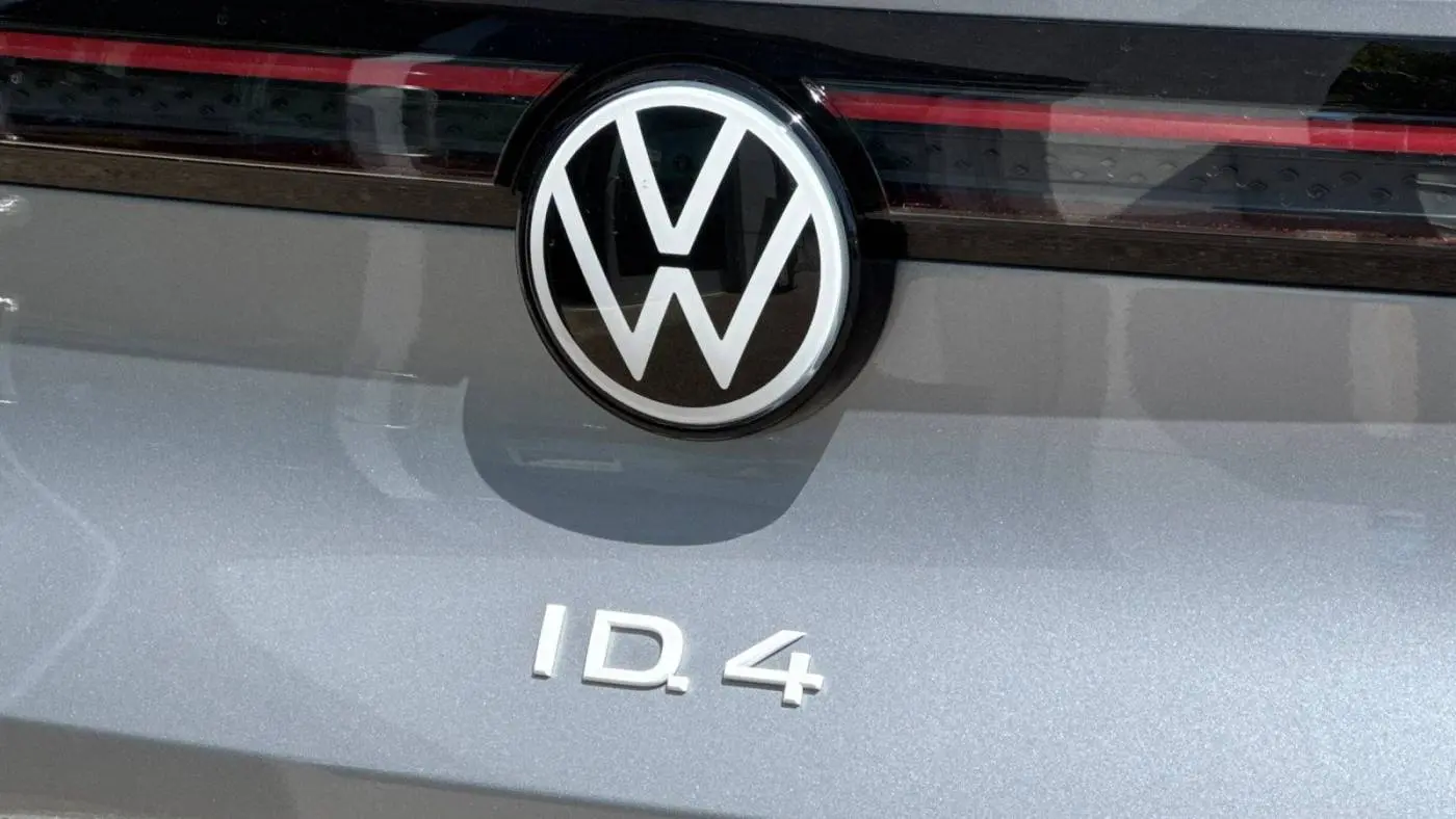 2025 Volkswagen ID.4 1V2VRPE81SC004383
