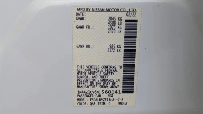 2022 Nissan LEAF 1N4AZ1CV6NC560141