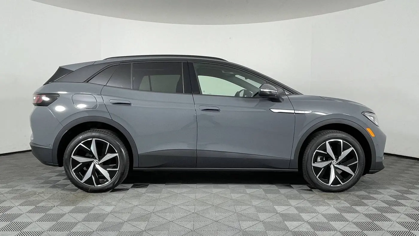 2025 Volkswagen ID.4 1V2WSPE82SC003445