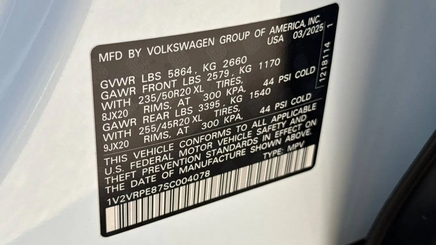 2025 Volkswagen ID.4 1V2VRPE87SC004078
