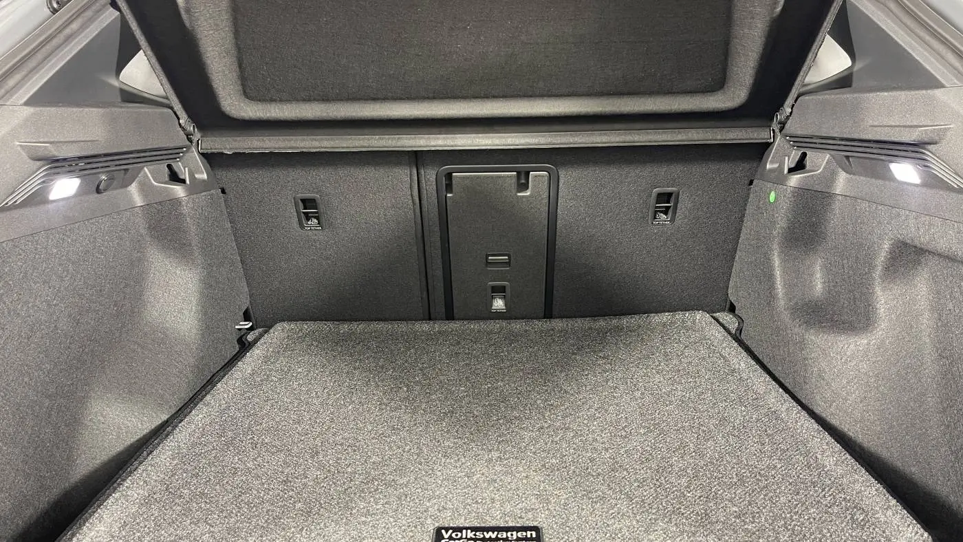 2025 Volkswagen ID.4 1V2WSPE82SC003445