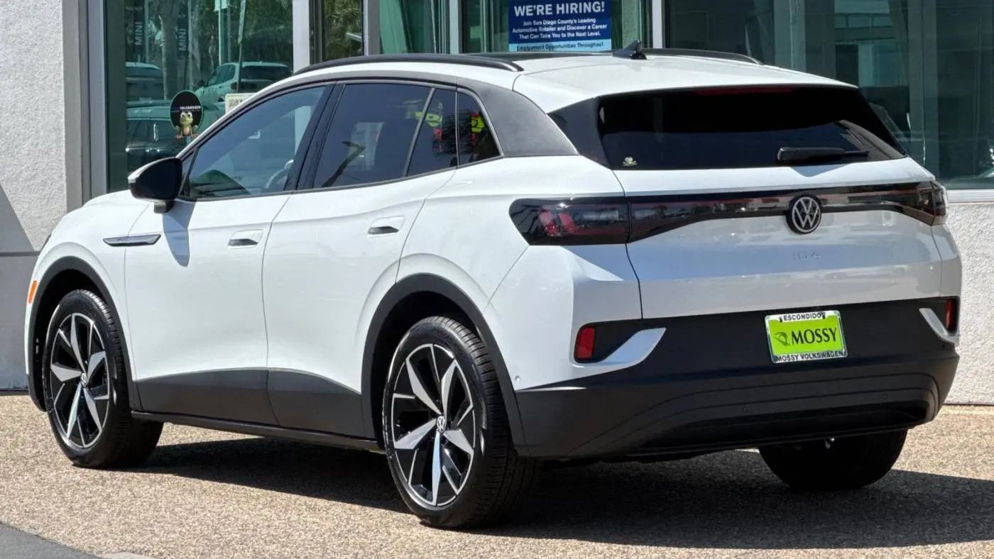 2025 Volkswagen ID.4 1V2VRPE87SC004078
