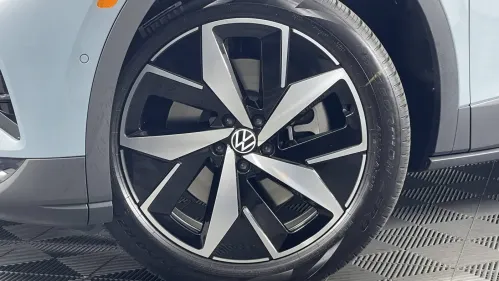 2025 Volkswagen ID.4 1V2WSPE85SC004878