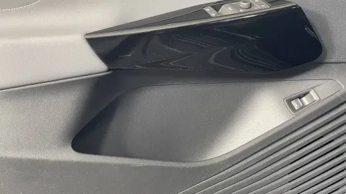 2025 Volkswagen ID.4 1V2WSPE82SC003445