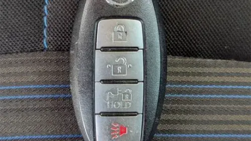 2022 Nissan LEAF 1N4AZ1CV6NC560141