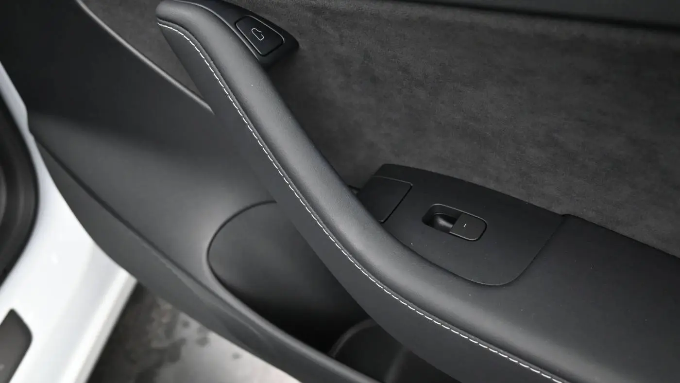 2023 Tesla Model 3 5YJ3E1EA7PF568411