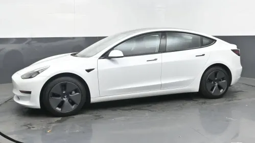 2023 Tesla Model 3 5YJ3E1EA7PF568411