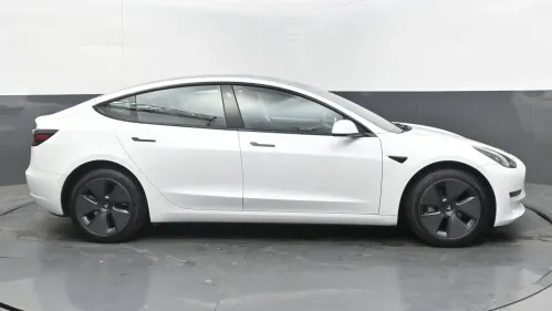 2023 Tesla Model 3 5YJ3E1EA7PF568411