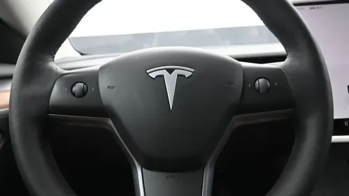 2023 Tesla Model 3 5YJ3E1EA7PF568411
