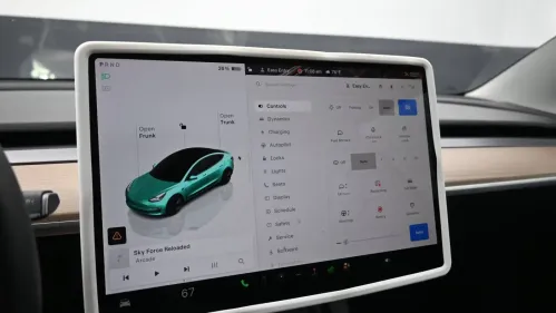 2023 Tesla Model 3 5YJ3E1EA7PF568411
