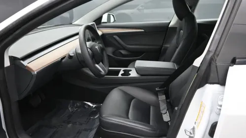 2023 Tesla Model 3 5YJ3E1EA7PF568411
