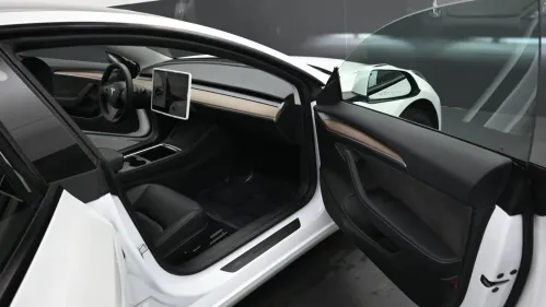 2023 Tesla Model 3 5YJ3E1EA7PF568411