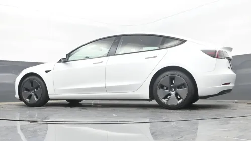 2023 Tesla Model 3 5YJ3E1EA7PF568411