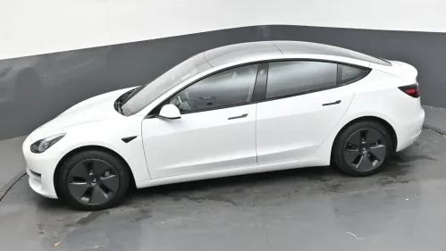 2023 Tesla Model 3 5YJ3E1EA7PF568411