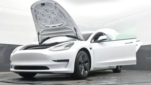 2023 Tesla Model 3 5YJ3E1EA7PF568411