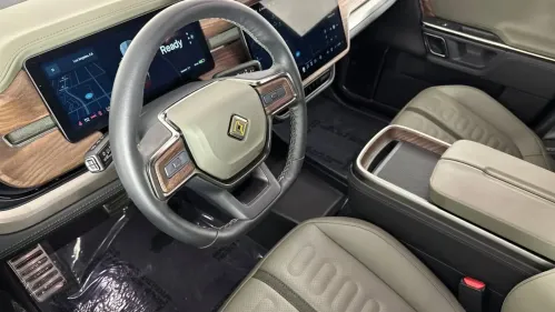 2023 Rivian R1S - Images - 9