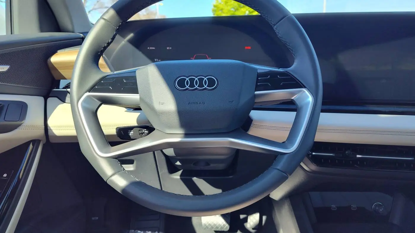 2025 Audi Q6 e-tron WA124BGFXSA036336