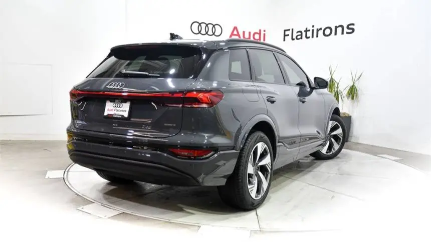 2025 Audi Q6 e-tron WA124BGF5SA036700