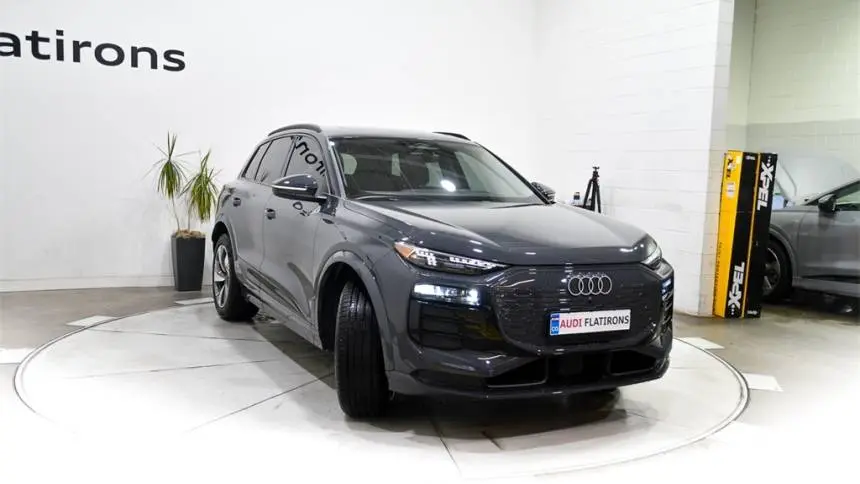 2025 Audi Q6 e-tron WA124BGF5SA036700
